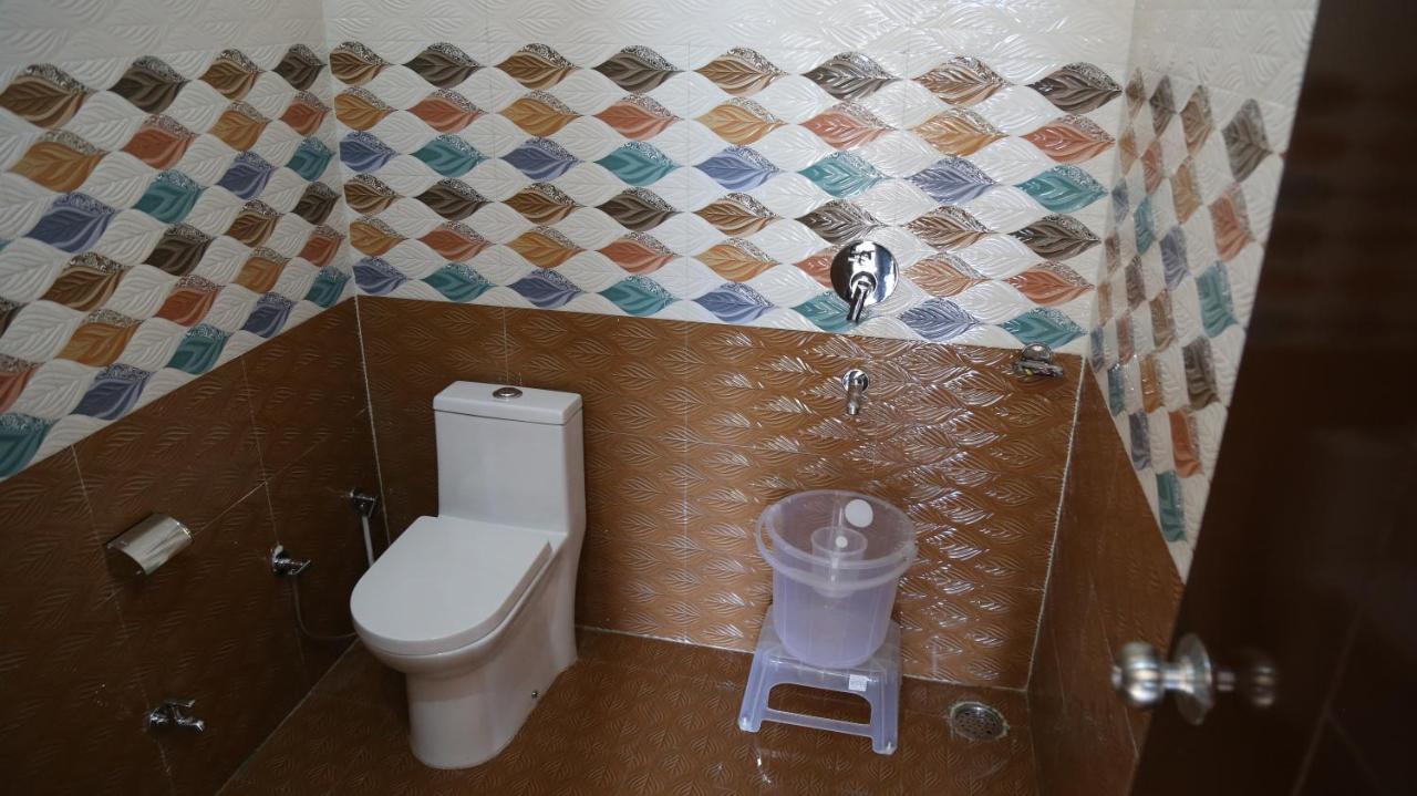 Hotel Yog Tapovan- Rafting Available Ришикеш Экстерьер фото